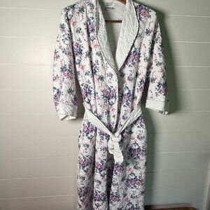 Vintage Y2K Retro Earth Angels Large QUILTED White Floral Robe